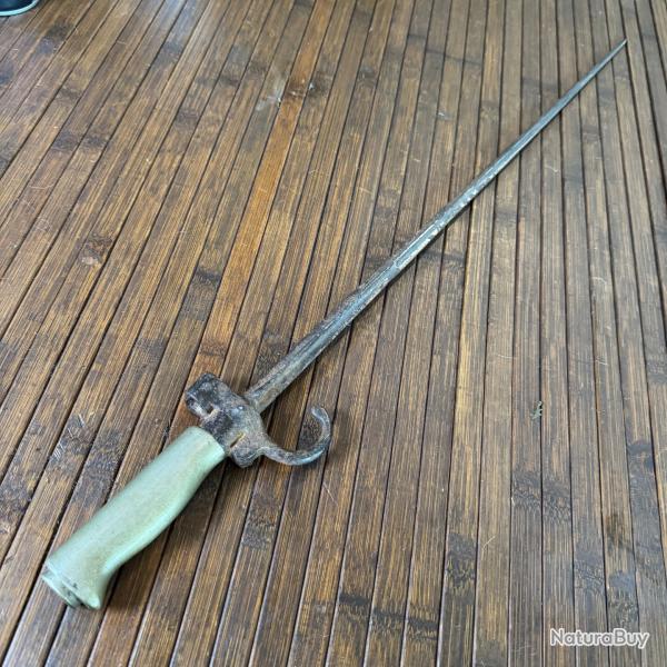 BA�ONETTE LEBEL ROSALIE WW1 14/18... Avec quillon soie courte en l'�tat