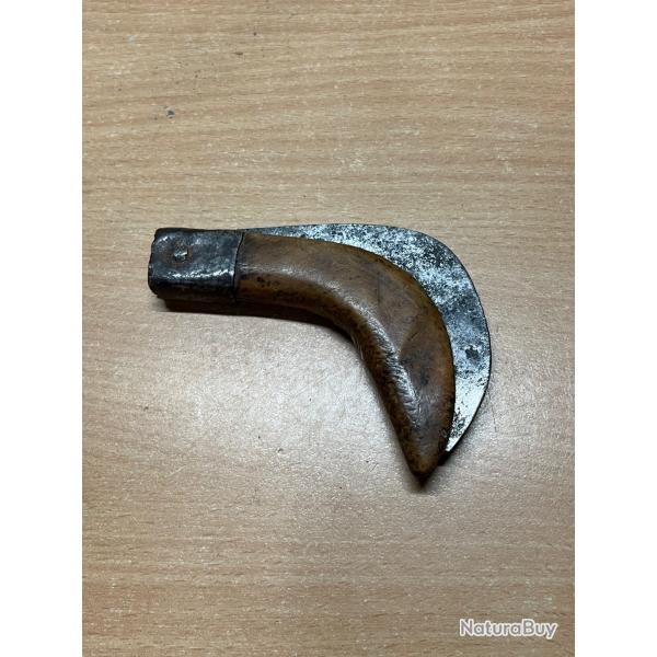 Ancien couteau serpette italienne ww2