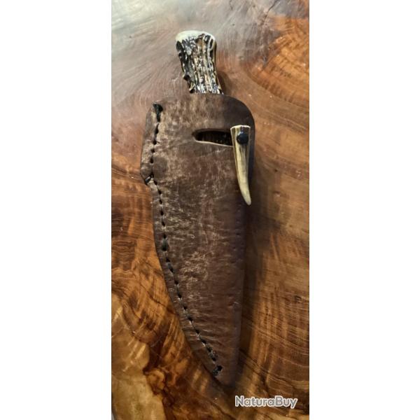 Couteau de chasse  tui gros cuir artisan franais bois de cerf