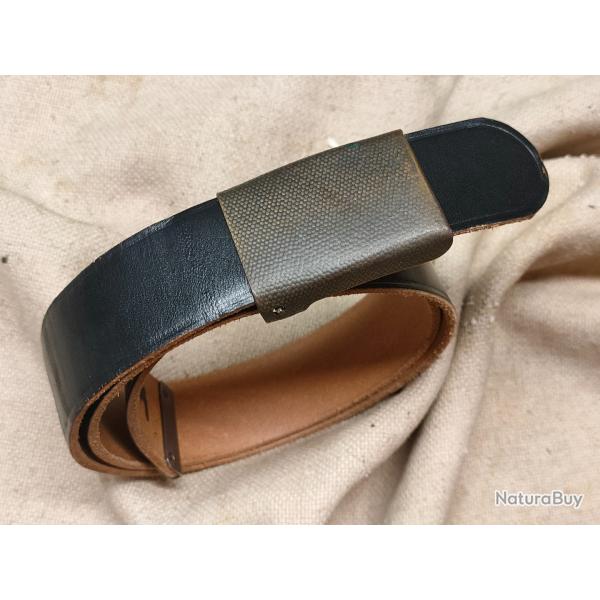 Ceinture de la Bundeswehr cuir taille 90 en parfait �tat ( C3)