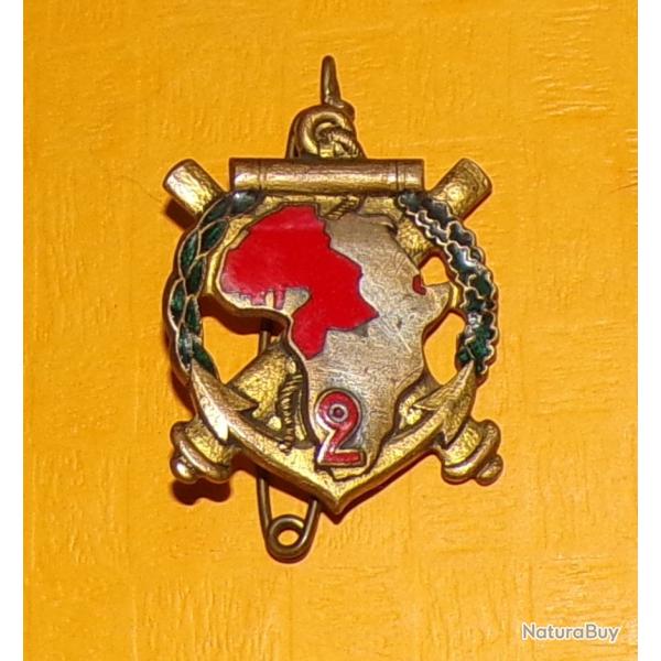 2� R�giment d'Artillerie Coloniale, dos guilloch� embouti dor� ,carte d'Afrique � une partie et chif