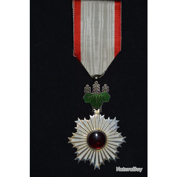 ETOILE DE L'ORDRE DU SOLEIL LEVANT-ETOILE DE 4� CLASSE-JAPON (ORDRE CREE EN 1875)