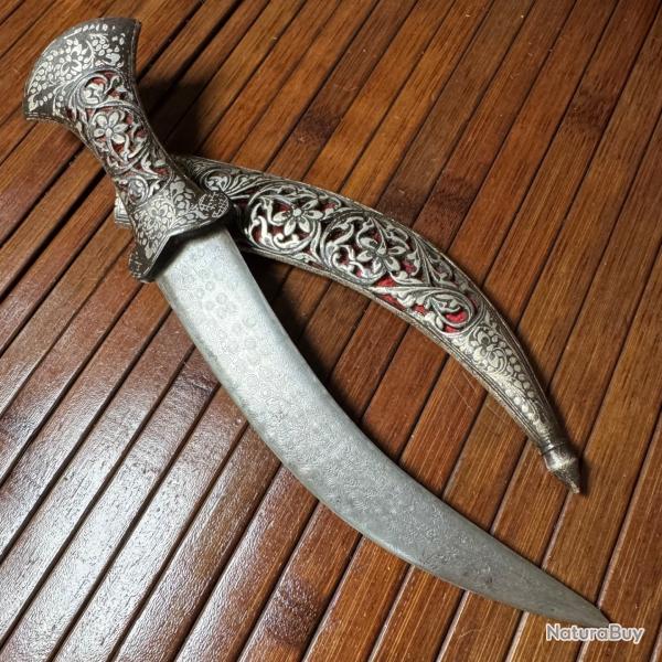 TR�S BEAU POIGNARD KANDJAR INDO-PERSAN EMPIRE OTTOMAN GRAVURES ARGENT ET LAME DAMAS