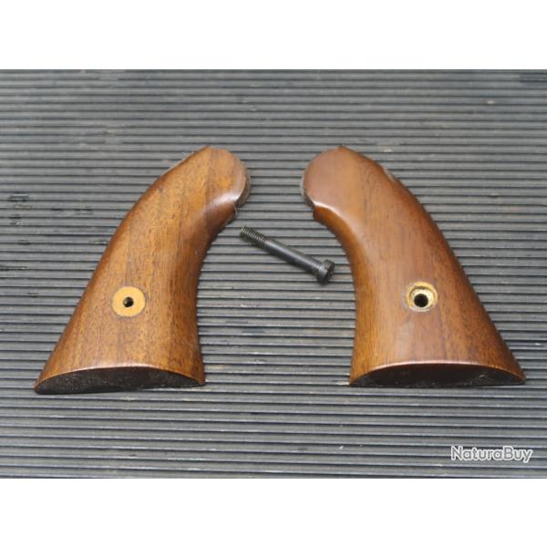 Paire de plaquette avec vis pour revolver poudre noire 1858 remington pietta Ref 48/2024