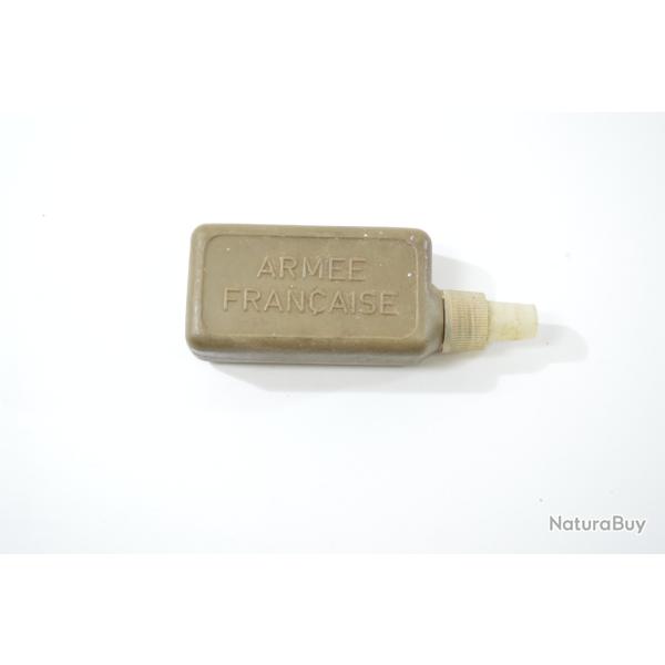 Huilier plastique Arm�e Fran�aise ann�es 1960 - 1980. (B)