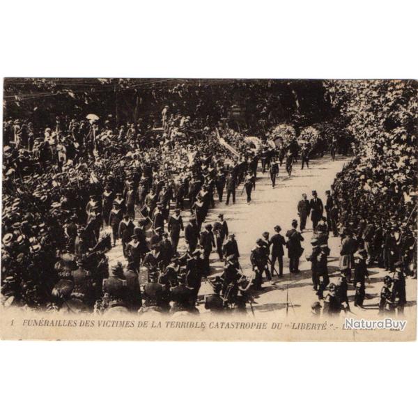 CPA - Marine Militaire -Fun�railles des Victimes de la Terrible Catastrophe du "Libert�" - N�3176