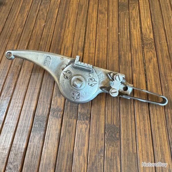 RARE PLATINE DE PISTOLETS A ROUET FONCTIONNEL AVEC GRAVURES RE FABRICATION