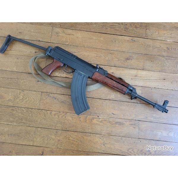 Vz58 neutralis avec crosse pliante et bretelle.