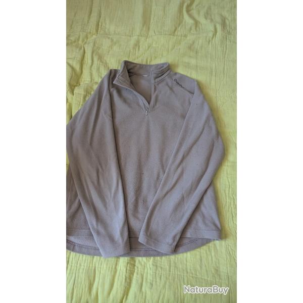 Pull beige ou vert de chasse