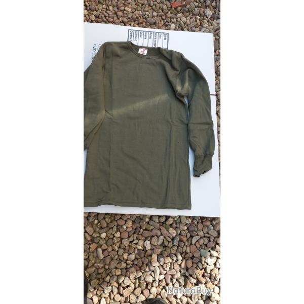 lot de 5 sous v�tement manches longues -t 96 -arm�e fran�aise