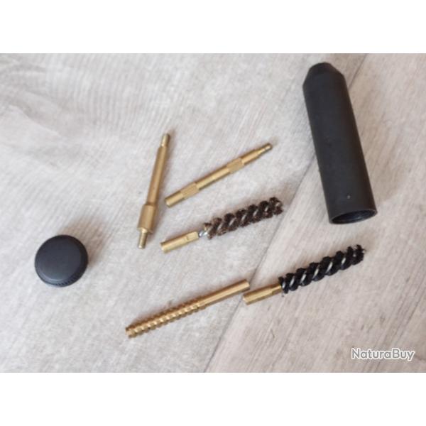 NEUF - Outil de nettoyage pour tous pistolets 9 mm. Origine Arm�e suisse