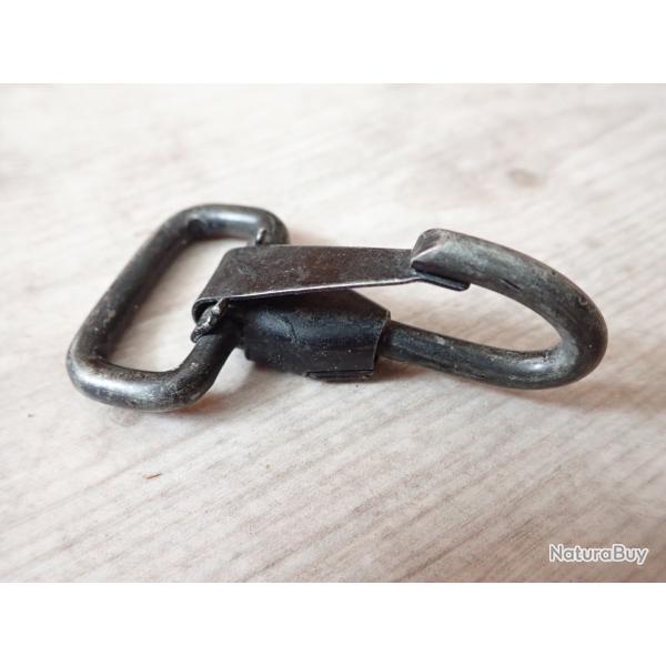 Crochet de brellage, ceinture, sac � dos ? A identifier (2/2)