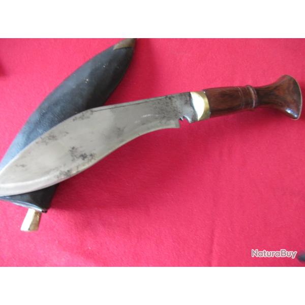 Koukri , arme symbolique des ghurkas..