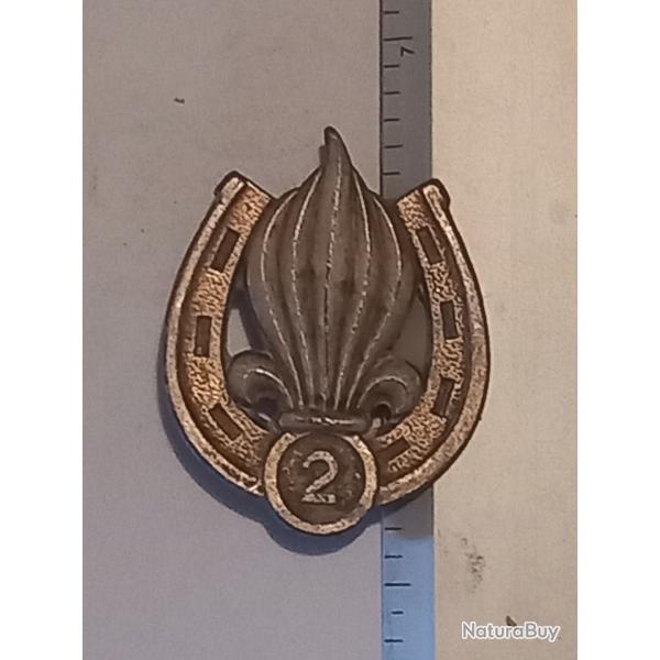 Insigne de b�ret du 2�me r�giment �tranger d'infanterie (2�me REI)
