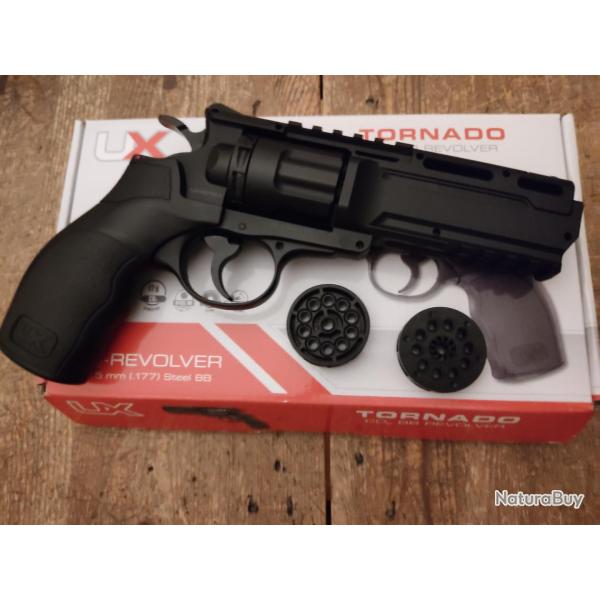 Revolver Umarex TORNADO + 8 barillets suppl�mentaires