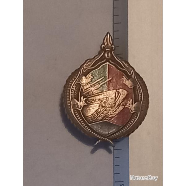 Insigne du 11me escadron du 2me groupe amphibie du 1er rgiment tranger de cavalerie (1er REC)