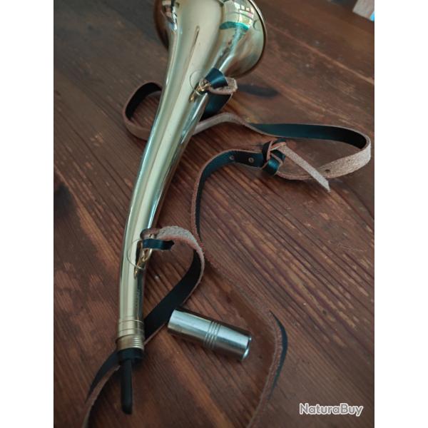 Corne d'appel ronde cintre  pavillon 30 cm, laiton recuit musique, 2 anneaux fixes