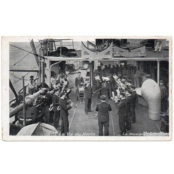 CPA - Marine Militaire  - La Vie du Marin .La musique sur le pont - N�1731