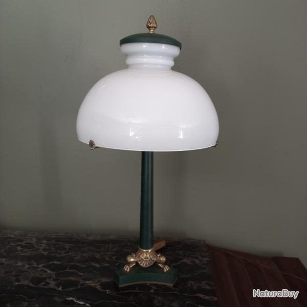 lampe Flambeau  patte de lion.  Bronze - laiton.  Ancien: restauration / empire.