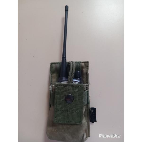 Poche pour radio baofeng  de chez Flyye industrie- camo atacs fg - trs bon tat
