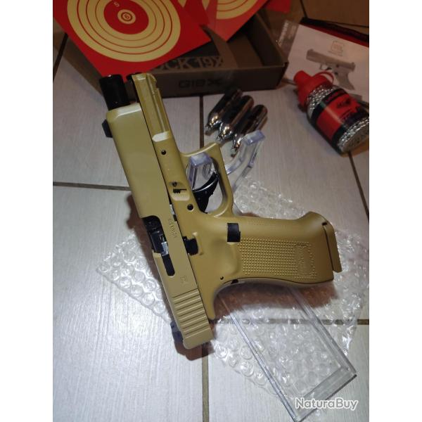Pistolet GLOCK 19X - CO2 CAL BB/4.5 - COYOTE - 18 COUPS - Blowback billes acier