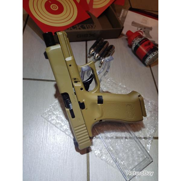 Blowback + 1500 BBS +3 cp de co2 +5 cibles Pistolet GLOCK 19X - CO2 CAL BB/4.5 - COYOTE - 18 COUPS -
