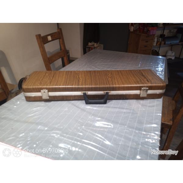 Valise de rangement pour materiel  d'archerie ou fleches ou  arc.