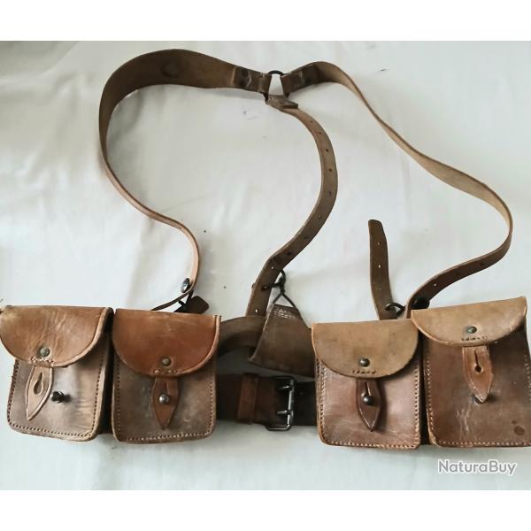 Equipement - FR419120a  Equipement cuir mod�le 1945
