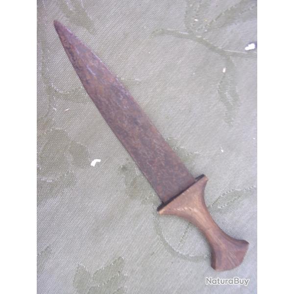 couteau africain long.  29,5 cm