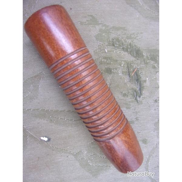 longuesse   devant de fusil � pompe  environ 20,2 cm