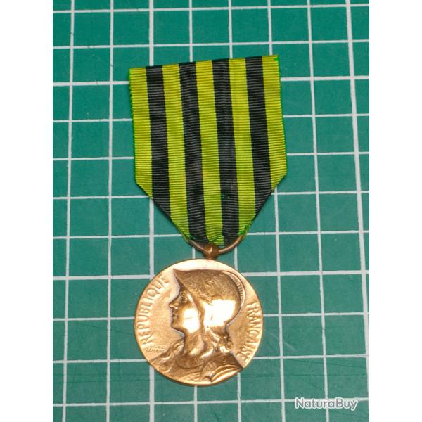 MEDAILLE COMMEMORATIVE GUERRE DE 1870/71