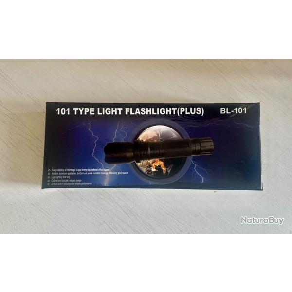 Lampe torche tazer taser shocker paralyseurEn aluminium.