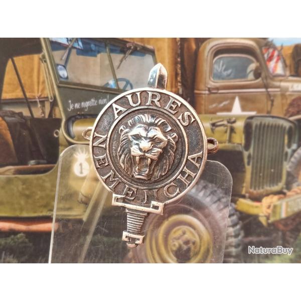 Aures Nemencha , insigne de b�ret fab inconnu