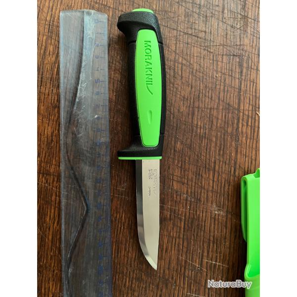 couteau morakniv