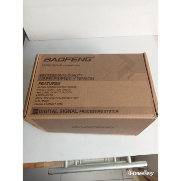 radio amateur Baofeng UV-5R neuf