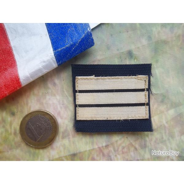 grade militaire galon capitaine