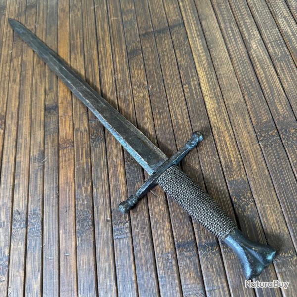 DAGUE DE STYLE XVll �me VIOLLET LE DUC XlX �me