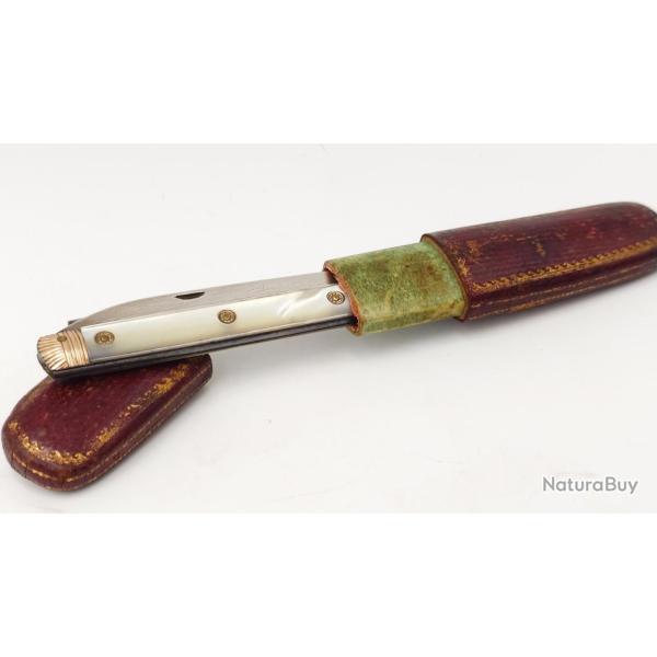 FIN COUTEAU PLIANT 18 DE VOYAGE OR ET NACRE DOUBLE LAME ARGENT ET ACIER - FRANCE FIN DU XVIII Coll