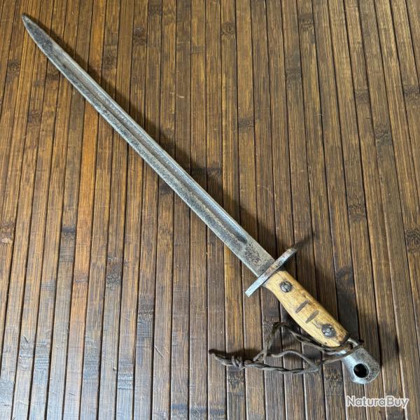 BAONNETTE LEE ENFIELD ANGLAISE MODIFIE EN GRAND POIGNARD