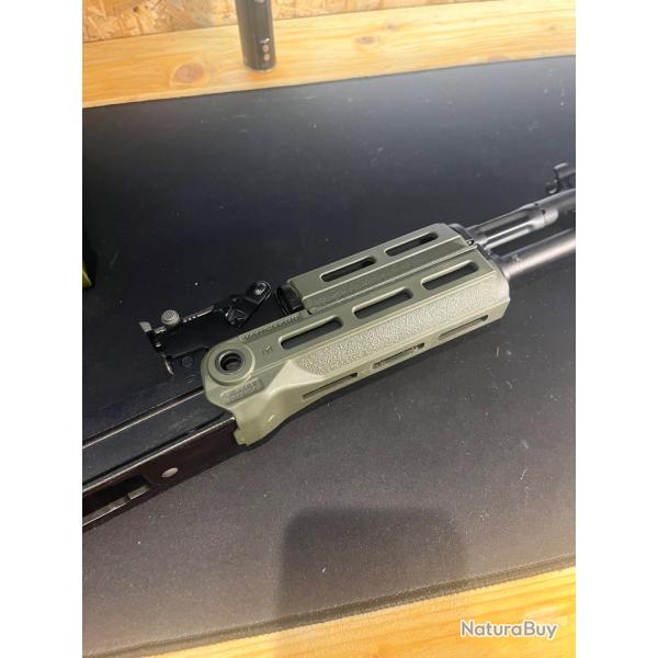 GUARDE-MAIN AK - FAB DEFENSE VANGUARD