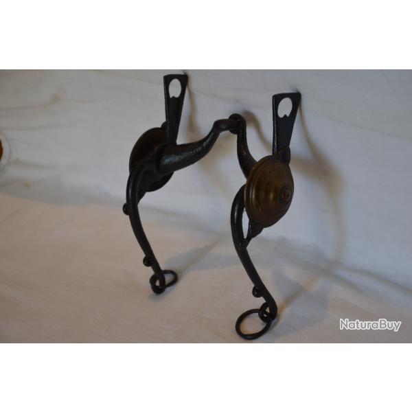 MORS DE CHEVAL DE CAVALERIE LEGERE-HUSSARDS-FIN XVII me/DEBUT XVIII me SIECLE-ANCIENNE MONARCHIE