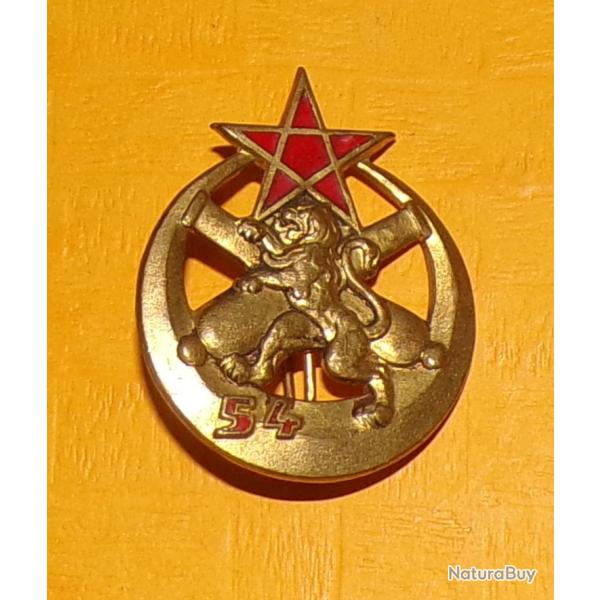 54� R�giment d'Artillerie, 54 �mail, dos lisse embouti, �pingle � bol�ro ,  croissant au nombre 54 f