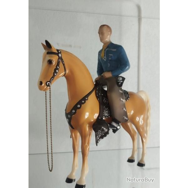 Figurine vintage 1950s Hartland plastics 900 series 12" blue shirt champ cowboy figure.