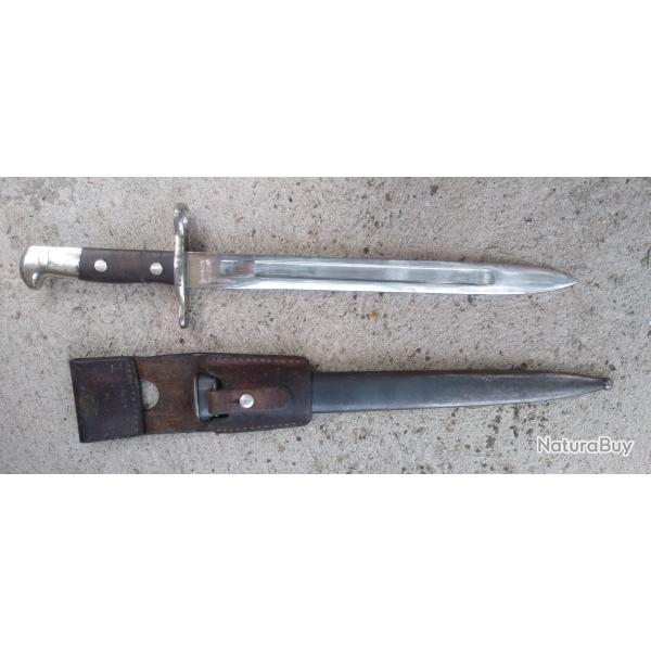 Ba�onnette Suisse Mle 1889/11 chrom� avec son porte baio