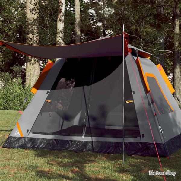 Tente de camping � d�me 5 personnes lib�ration rapide