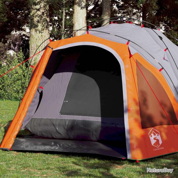 Tente de camping � d�me 3 personnes lib�ration rapide alsavelo