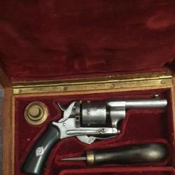 RARISSIME PUPPY GALAND 22 SHORT, 1ere FABRICATION VERS 1875/1880