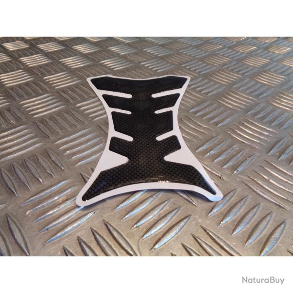 autocollant adhesif carbone protege reservoir essence moto sticker protection rayures