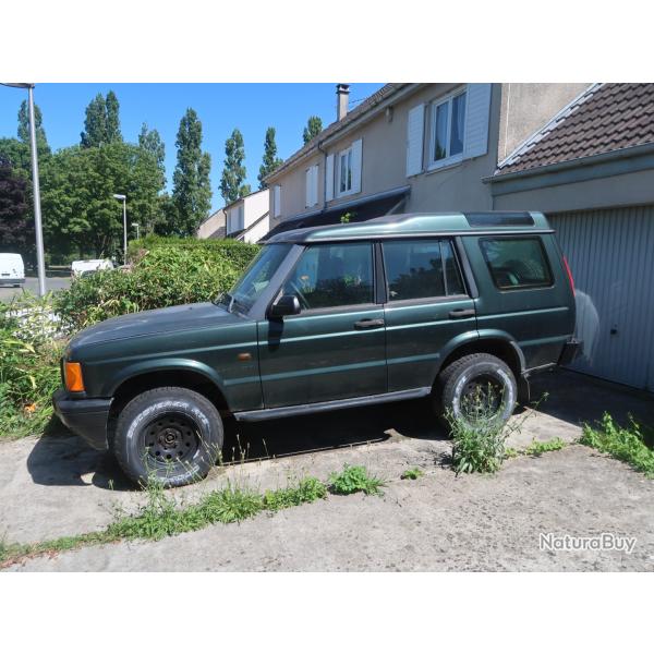 URGENT Lot deux voitures Land rover disco 1 et 2 + lot important pi�ces d�tach�es/accessoires REF @