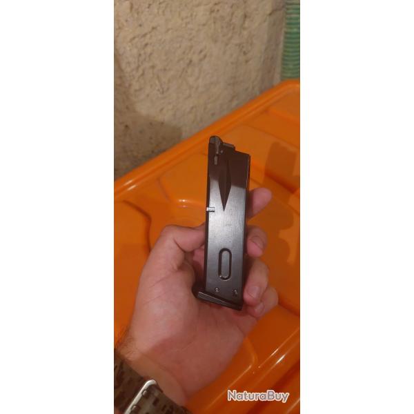 Chargeur m9 we gaz neuf